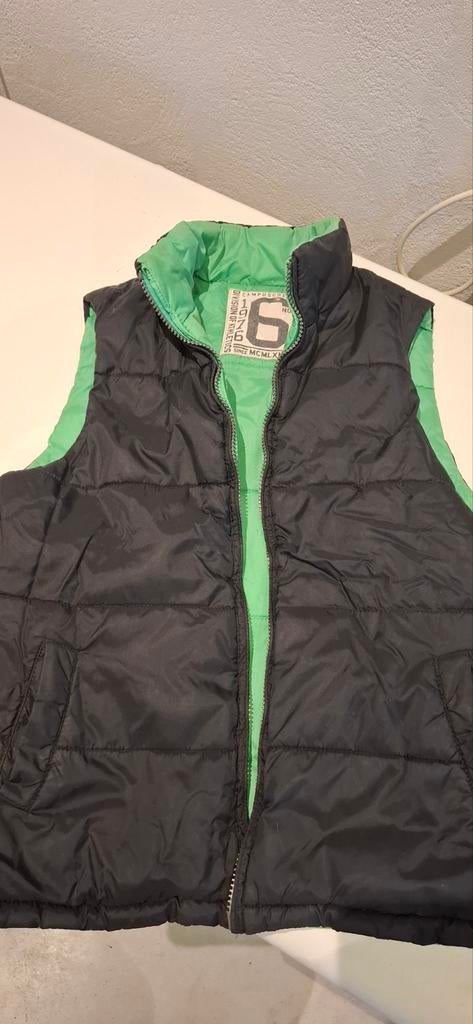 Bodywarmer, tweezijdig te dragen maat 152, C&A, Ophalen of Verzenden, Zo goed als nieuw, Jongen