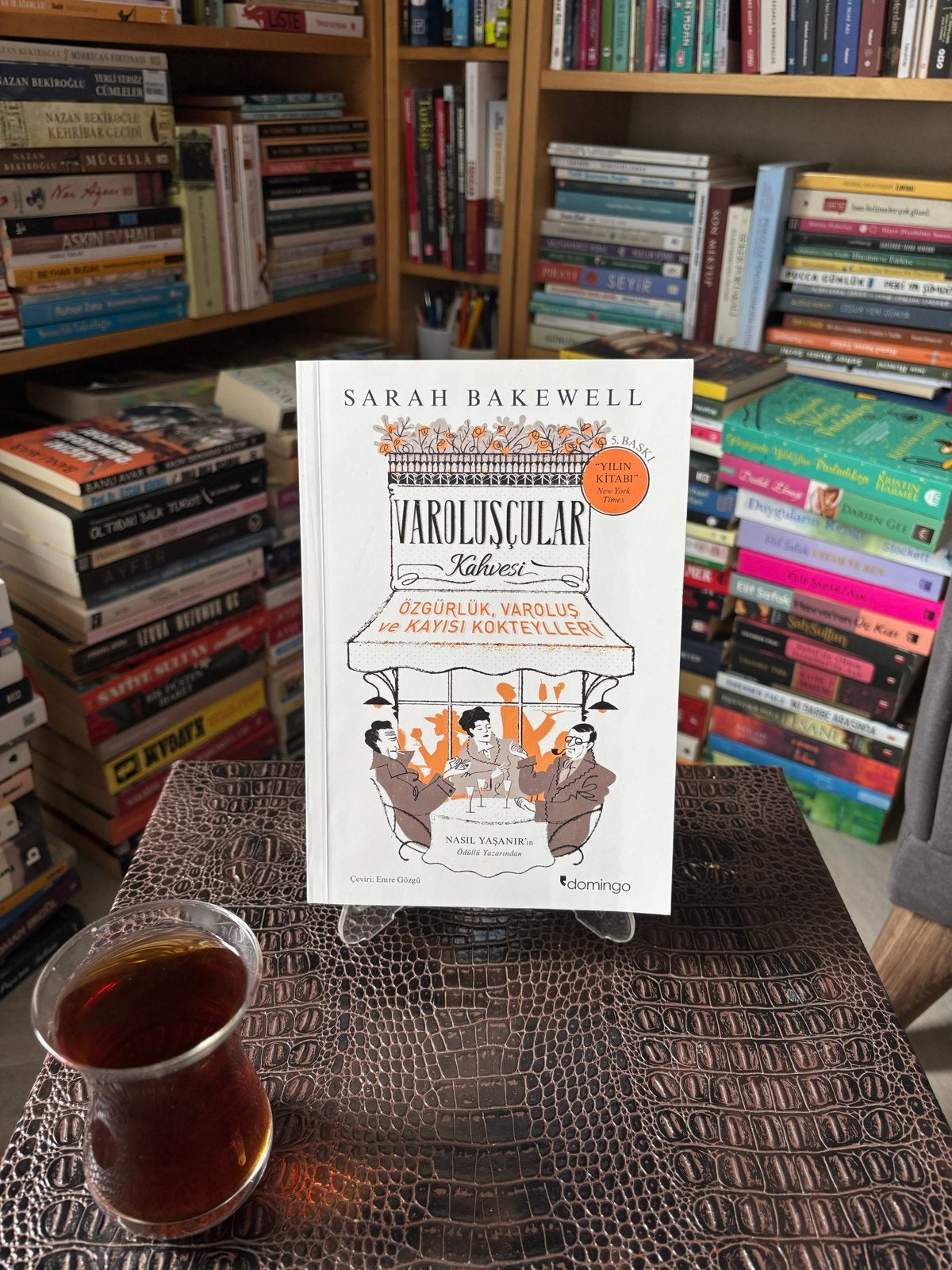 Varoluşçular Kahvesi - Sarah Bakewell (Turks), Ophalen of Verzenden, Zo goed als nieuw, Wereld overig