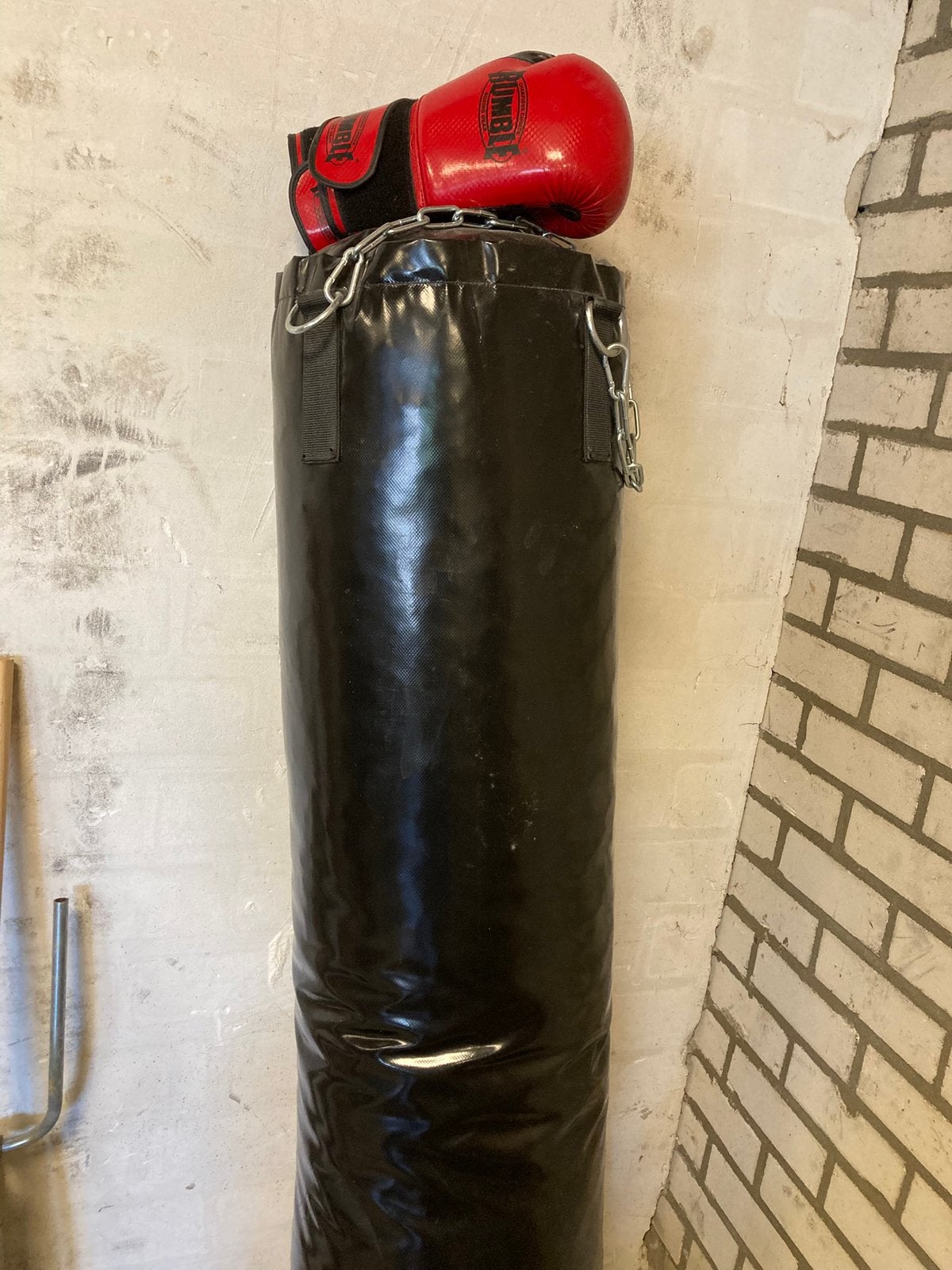 Hangende boxbal - amper gebruikt, Ophalen, Zo goed als nieuw, Bokshandschoenen