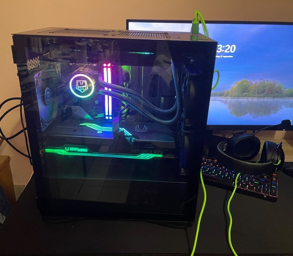 Gaming PC Ruilen voor A/B klasse brommer, Computers en Software, Ophalen of Verzenden, Zo goed als nieuw, Gaming, SSD