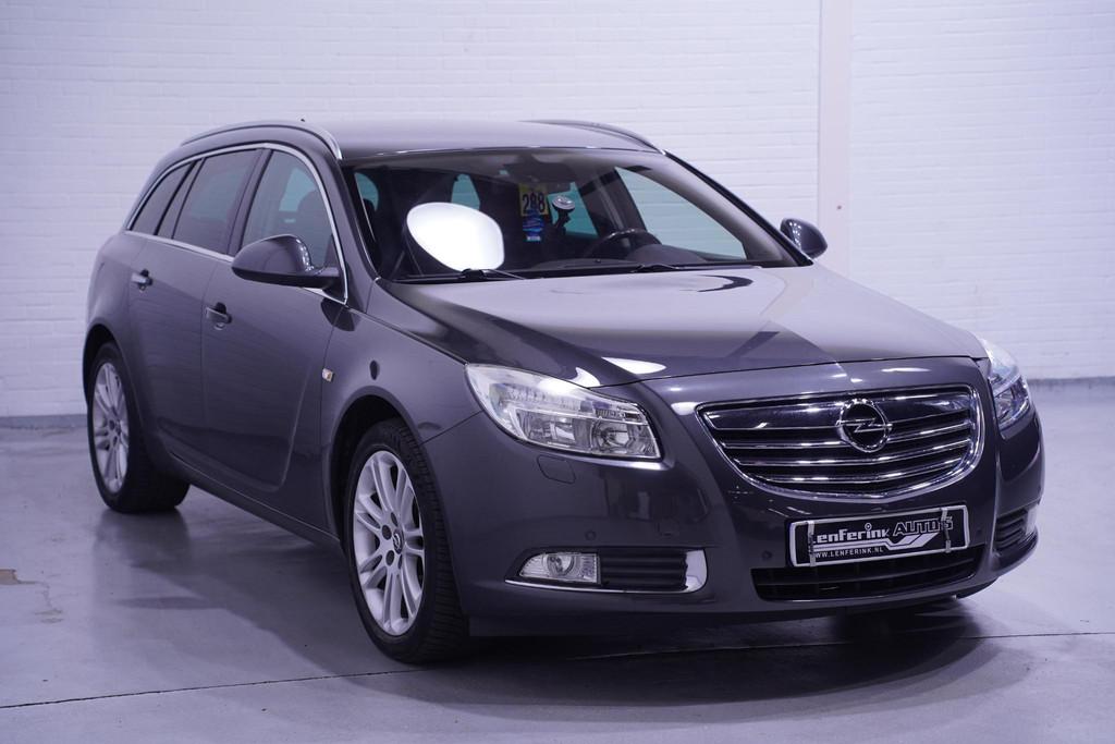 Opel Insignia Sports Tourer 1.6 T Cosmo navigatie electrisch, Auto's, Euro 5, Gebruikt, Zwart, 4 cilinders