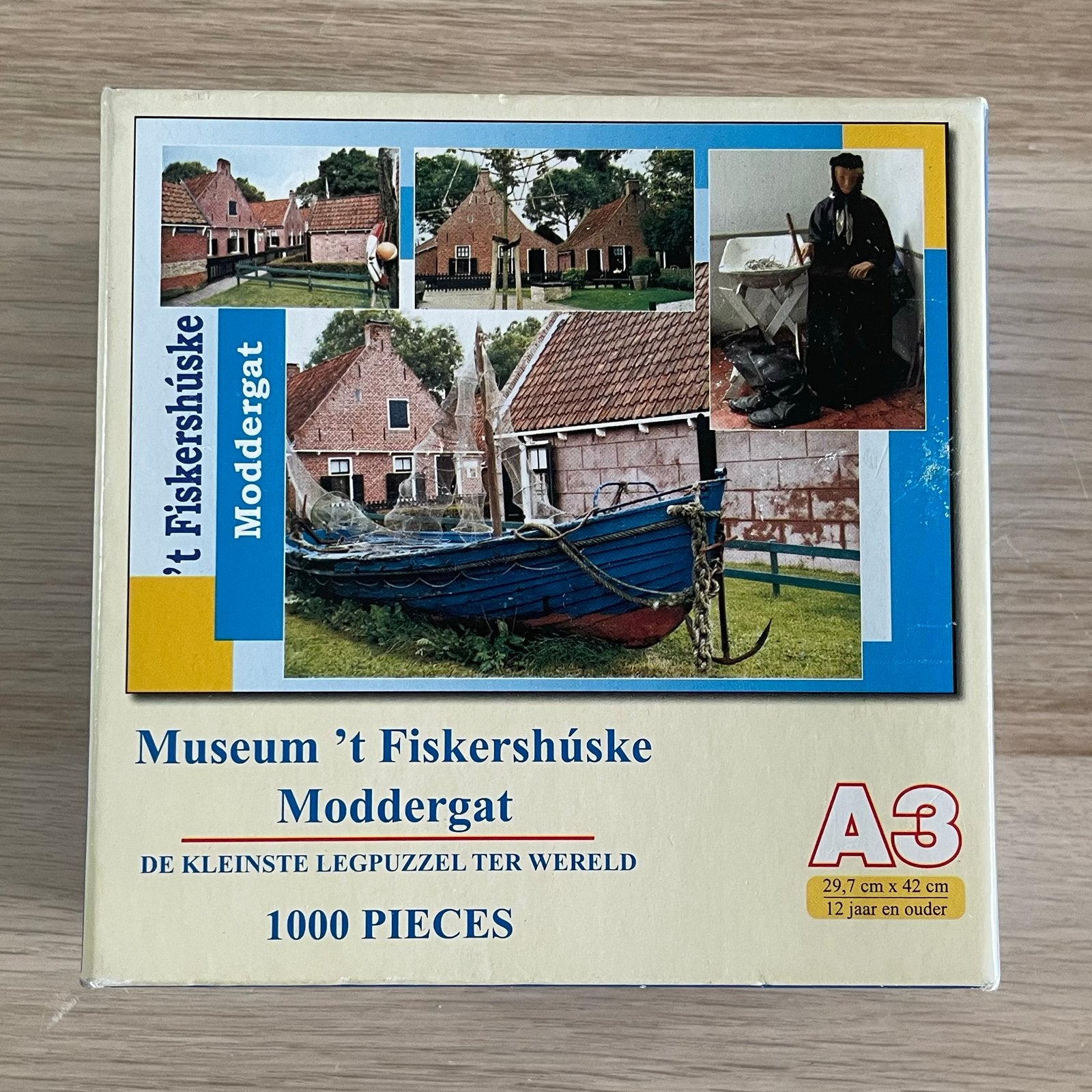 Foto 3 van Diverse 1000-stukjes puzzels: That's Life, Bloemen, Museum