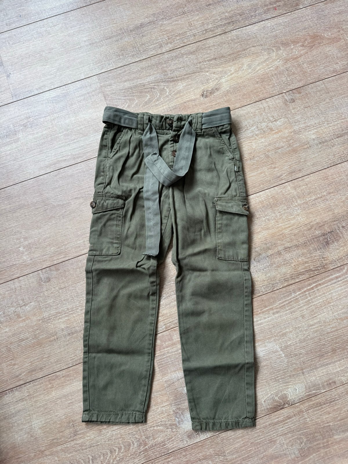 Stoere kaki cargo broek van Okaïdi, maat 110 (5 jaar), Ophalen of Verzenden, Gebruikt, Jongen, Broek