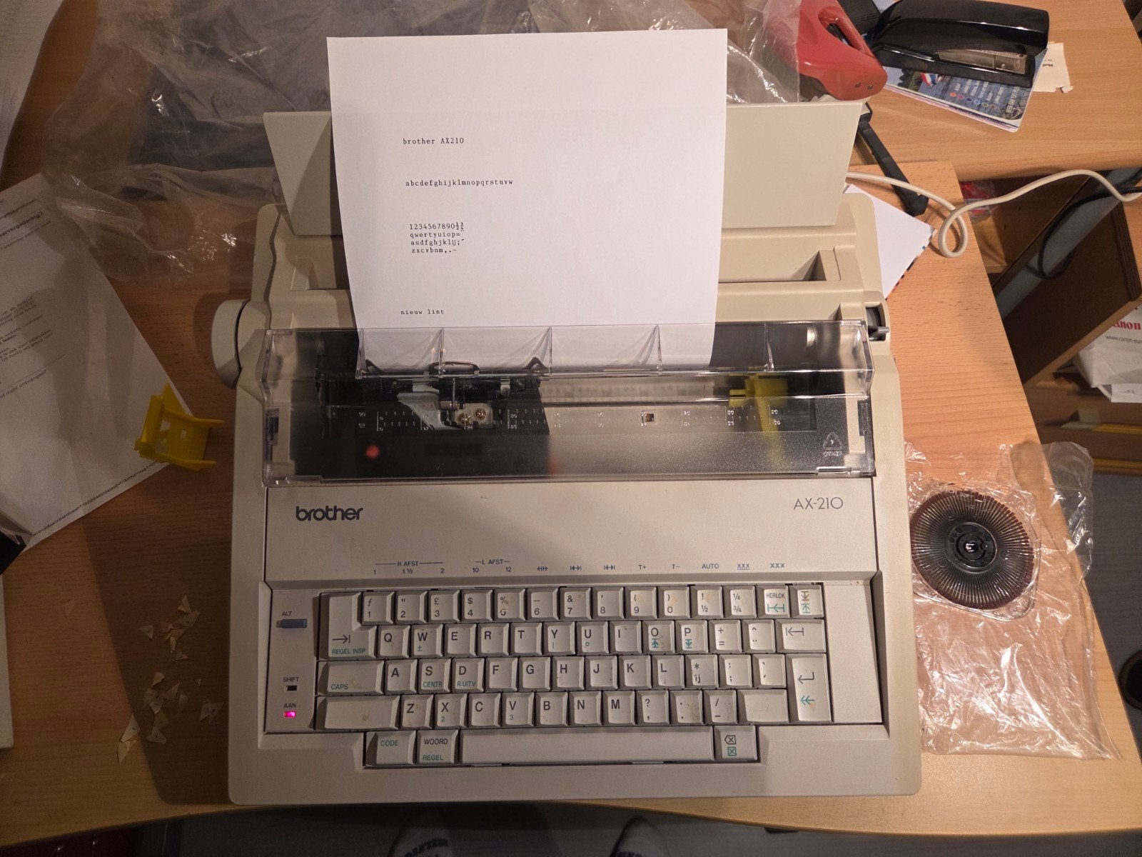 te koop elektrische schrijfmachine, Ophalen, Zo goed als nieuw