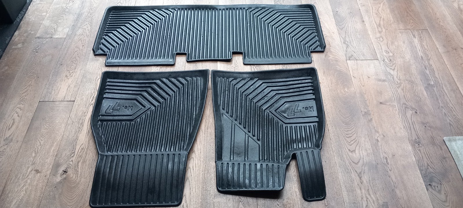 Tesla model S complete set rubber wintermatten, Ophalen of Verzenden, Zo goed als nieuw