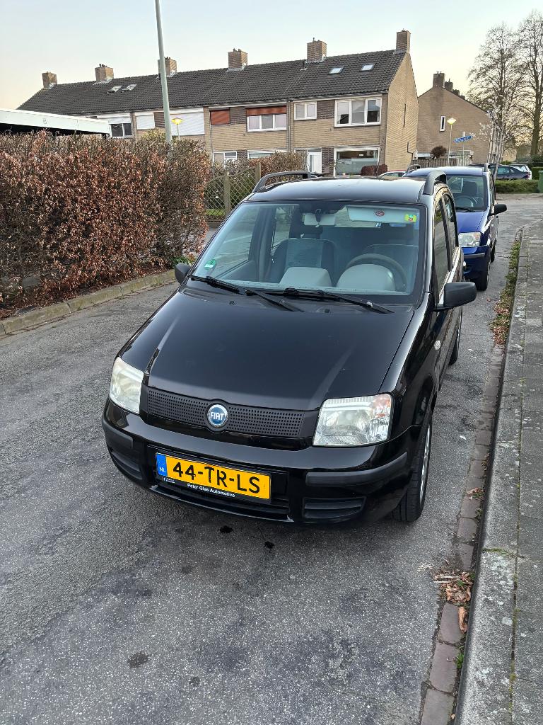 Fiat Panda 1.1 40KW 2007 Zwart, Auto's, Voorwielaandrijving, Stof, 54 pk, Elektrische ramen