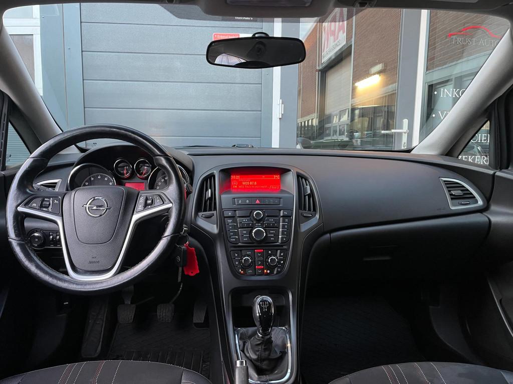 Opel Astra 1.4 Cosmo|Pdc|Cruise|Aux|Airco|Stoelverwarming, Voorwielaandrijving, Euro 5, 101 pk, Gebruikt
