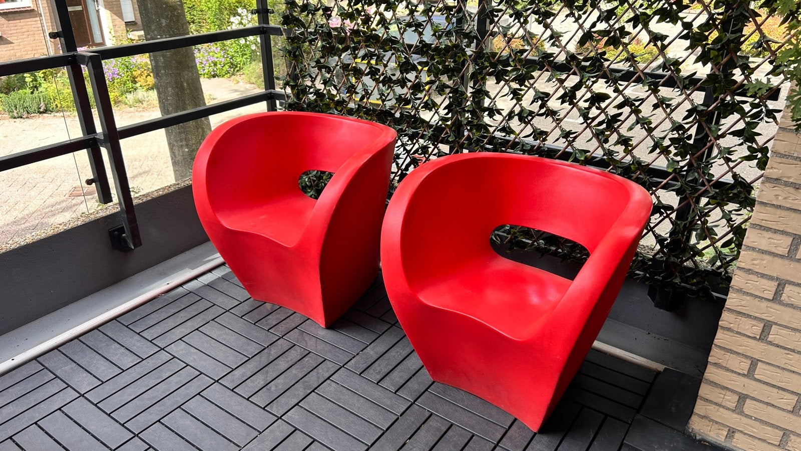 Design Tuinstoelen van Ron Arad - Rode Kunststof Stoelen, Ophalen, Kunststof, Gebruikt, Twee