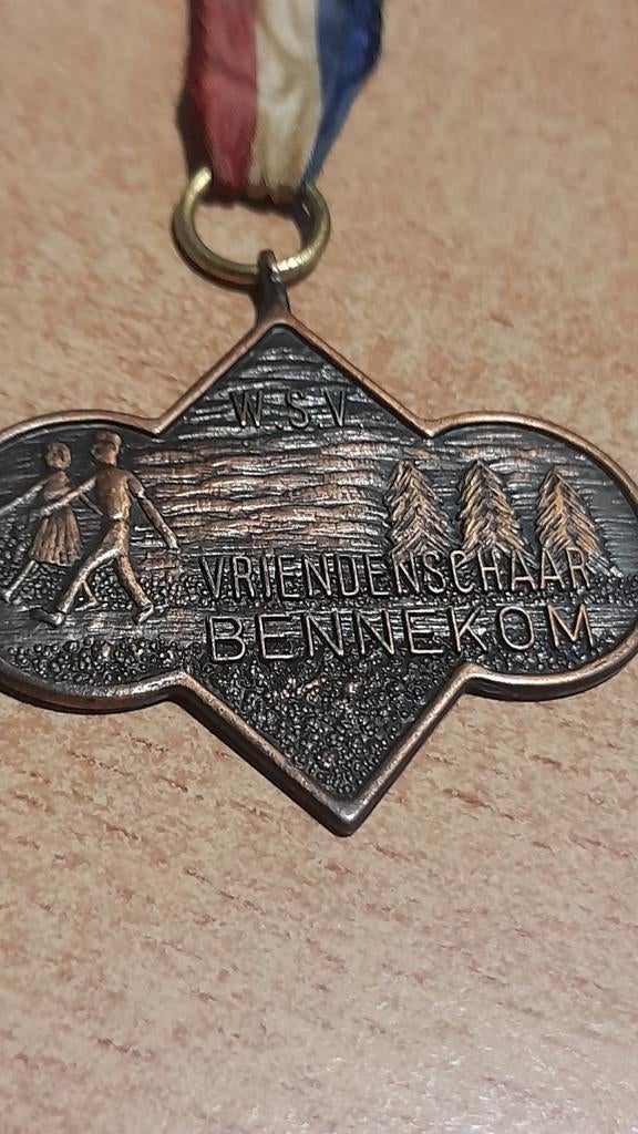 WSV Vriendenschaar Bennekom medaille, Verzenden