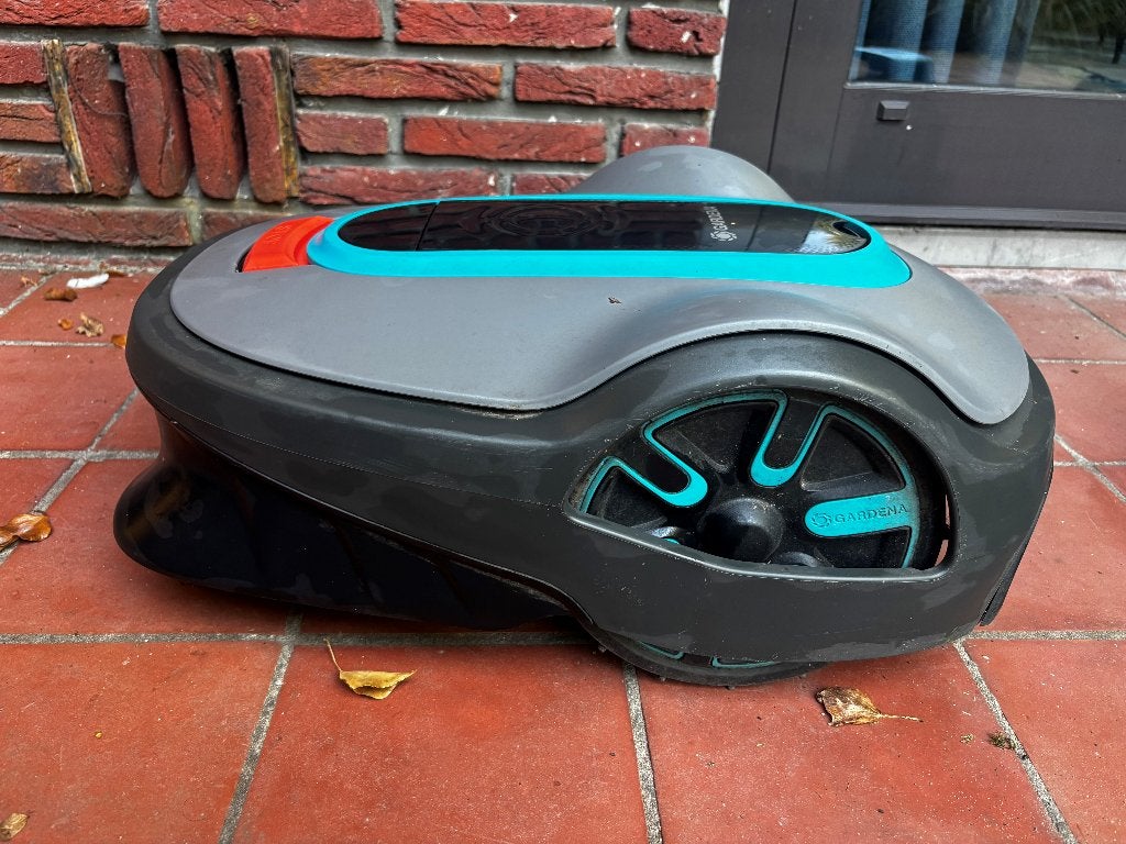 robotmaaier Gardena Sileno 1000m2, Gebruikt, Bestuurbaar via app, Ophalen of Verzenden, 20 tot 25 cm