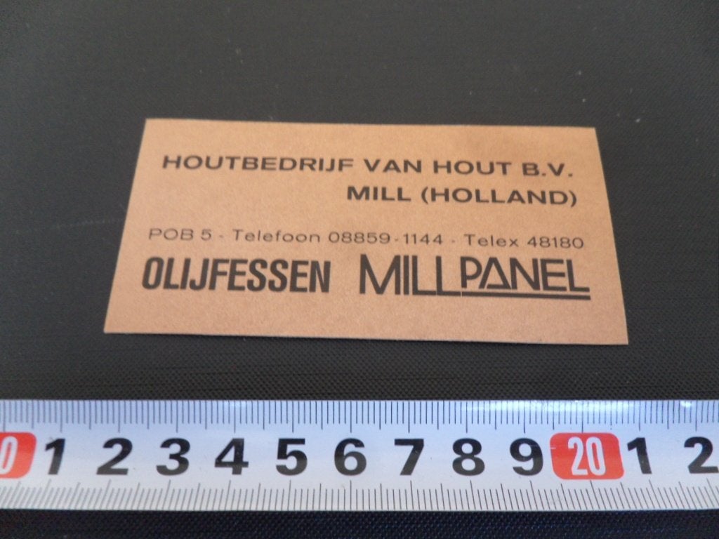 sticker Mill Houtbedrijf van Hout BV  olijfessen Mili Panel, Ophalen, Zo goed als nieuw