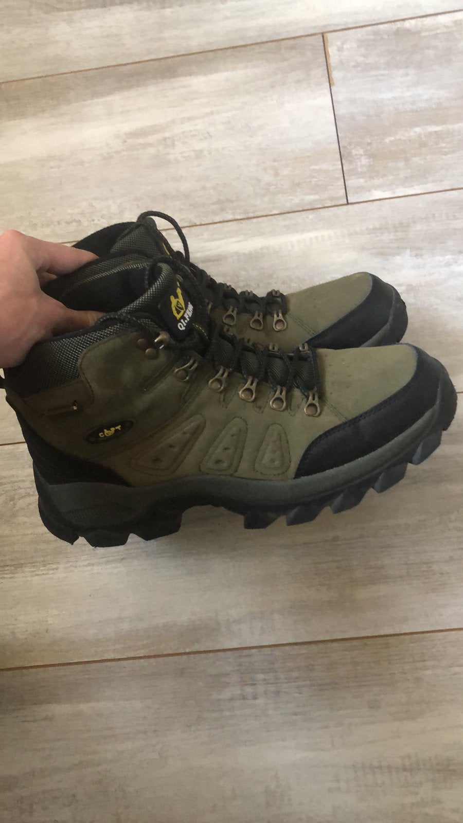 Wandel/Berg schoenen Leger-groen (Heren) - (44), Sport en Fitness, Bergsport en Wandelen, Ophalen, Zo goed als nieuw, Schoenen