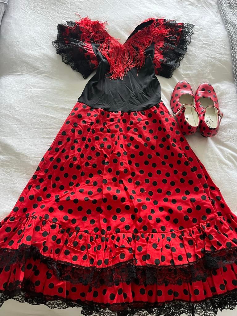 Flamenco jurk met schoenen - Maat 110-116, Ophalen of Verzenden, Zo goed als nieuw, 110 t/m 116, Meisje
