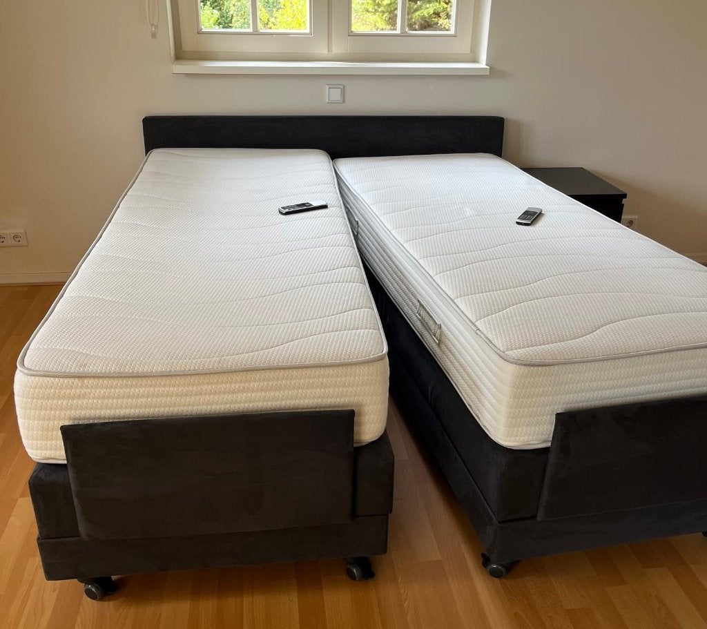 Tweepersoons Poket Boxspring Totaal BED, Ophalen, Tweepersoons, Zo goed als nieuw, 200 cm