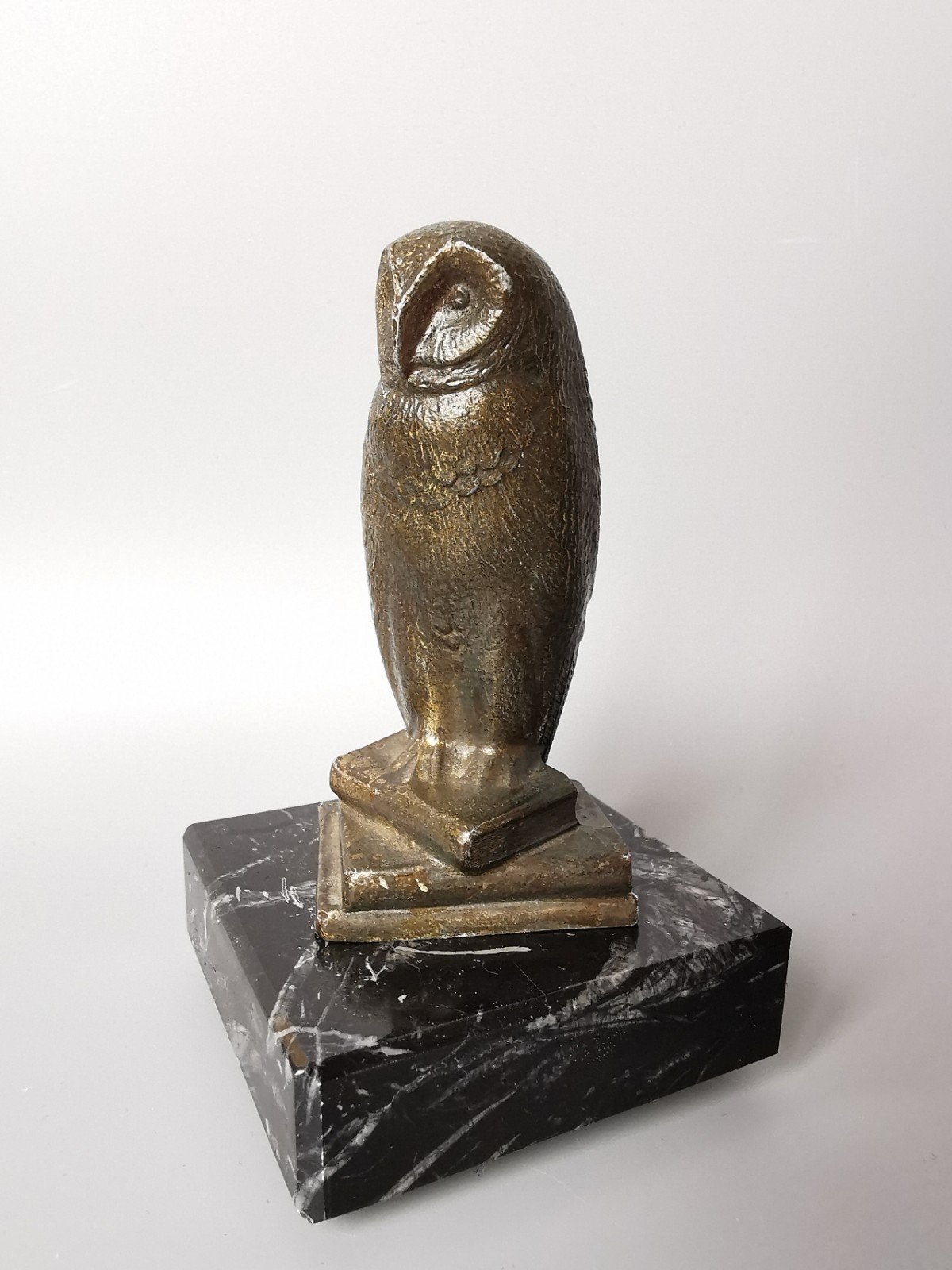 Amsterdamse School Art Deco sculptuur metalen uil, Verzenden