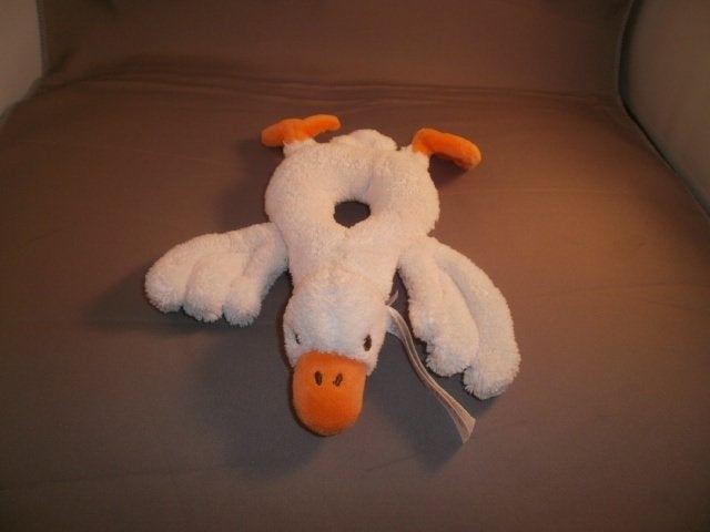 happy horse kip/gans knuffel met rammel harig velours crème, Kinderen en Baby's, Speelgoed | Knuffels en Pluche, Happy Horse, Nieuw