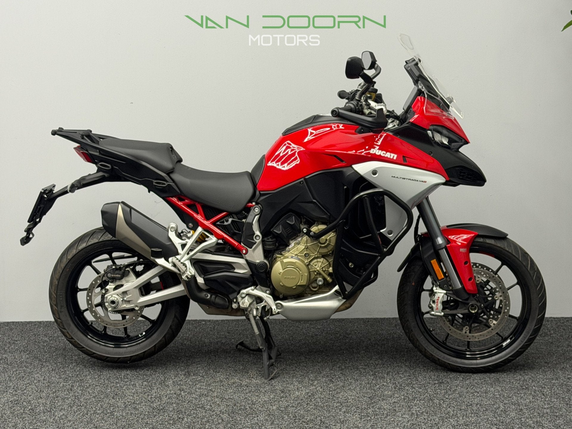 Ducati Multistrada V4 S | 2023 | 10DKM | Moto Guard | V4S |, Motoren, Motoren | Ducati, Info@vandoornmotors.nl, Kraaivenstraat 23-5
5048AB  TILBURG, NL