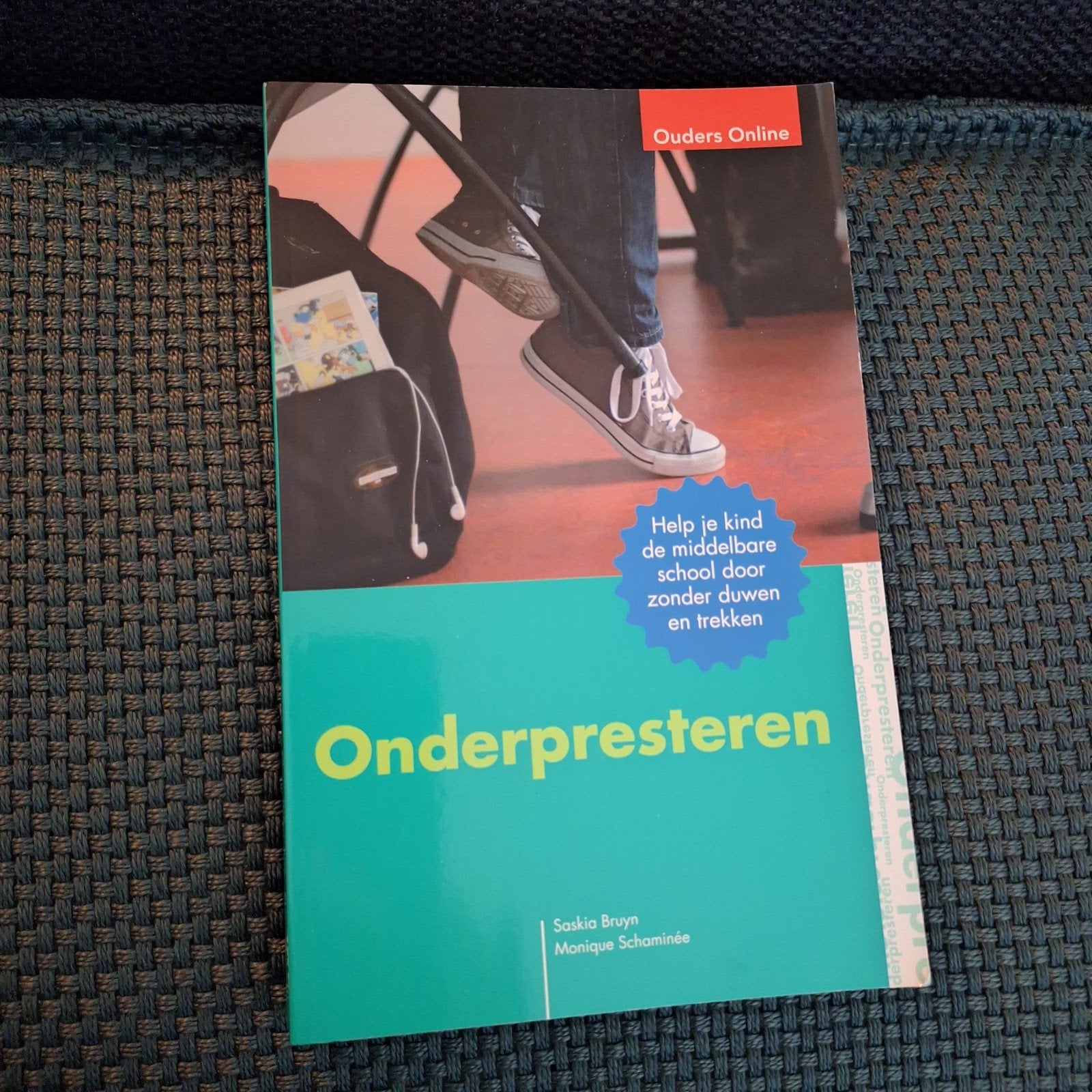 Onderpresteren: Help je kind de middelbare school door, Ophalen of Verzenden, Zo goed als nieuw, Opvoeding vanaf 10 jaar, Saskia Bruyn, Monique Schaminée