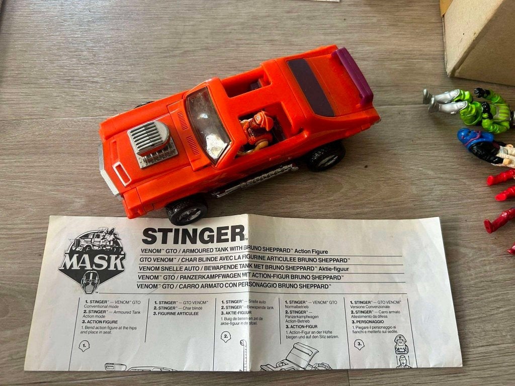 100% Compleet: Vintage M.A.S.K. Stinger (1986) + Handleiding, Ophalen, Gebruikt