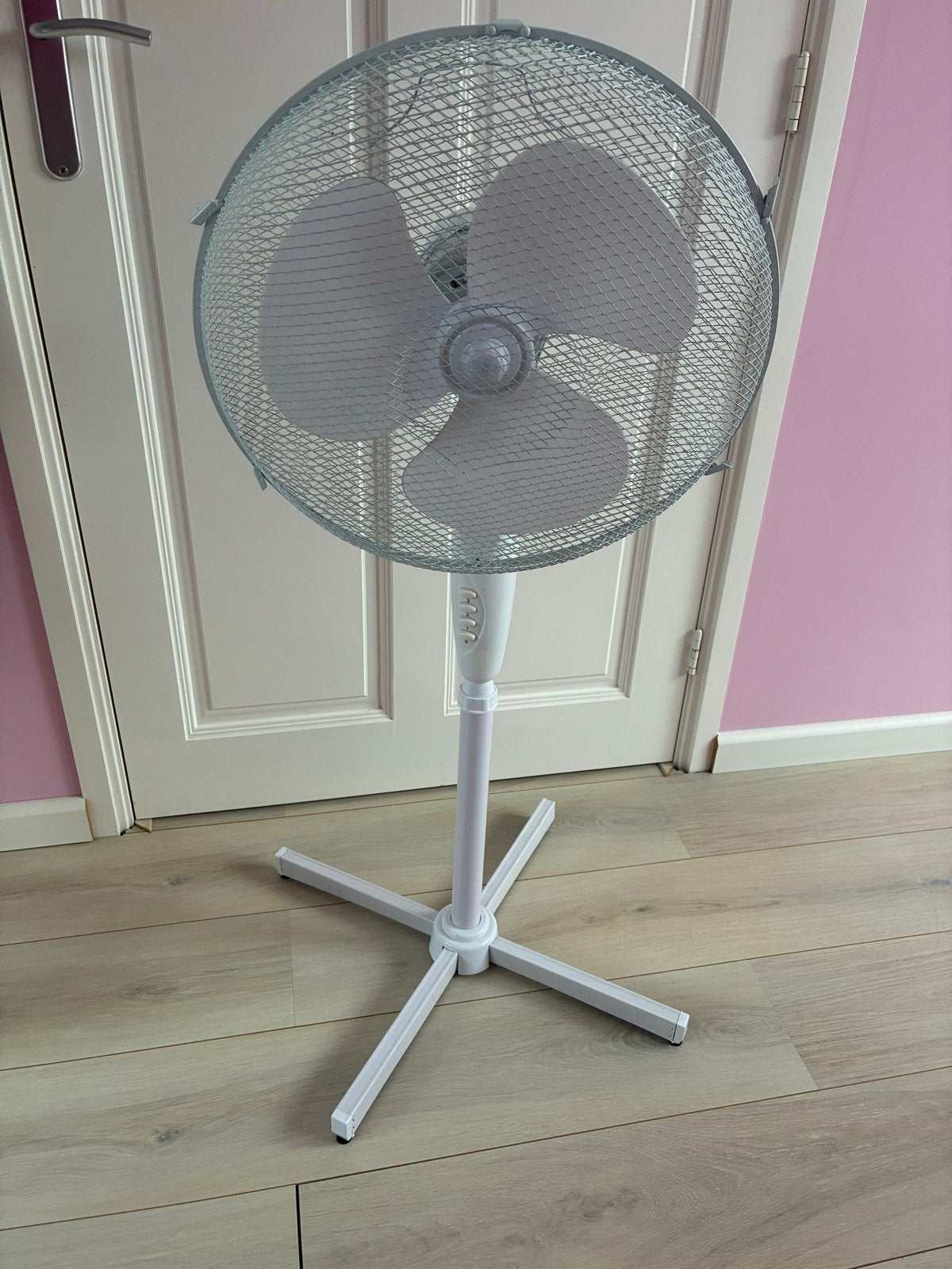Statiefventilator met 3 standen, Witgoed en Apparatuur, Ventilatoren, Ophalen, Zo goed als nieuw, Statiefventilator