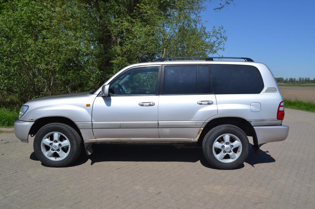 Toyota Land Cruiser 4.2 TDI Executive EXPORT EXPORT, Auto's, Automaat, Stoelverwarming, Gebruikt, 4164 cc