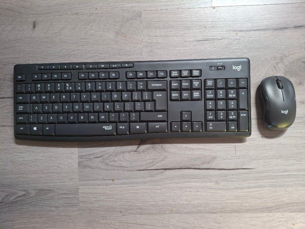 logitech mk295 toetsenbord en muis, Computers en Software, Toetsenborden, Ophalen, Gebruikt, Logitech, Toetsenbord en muis-set