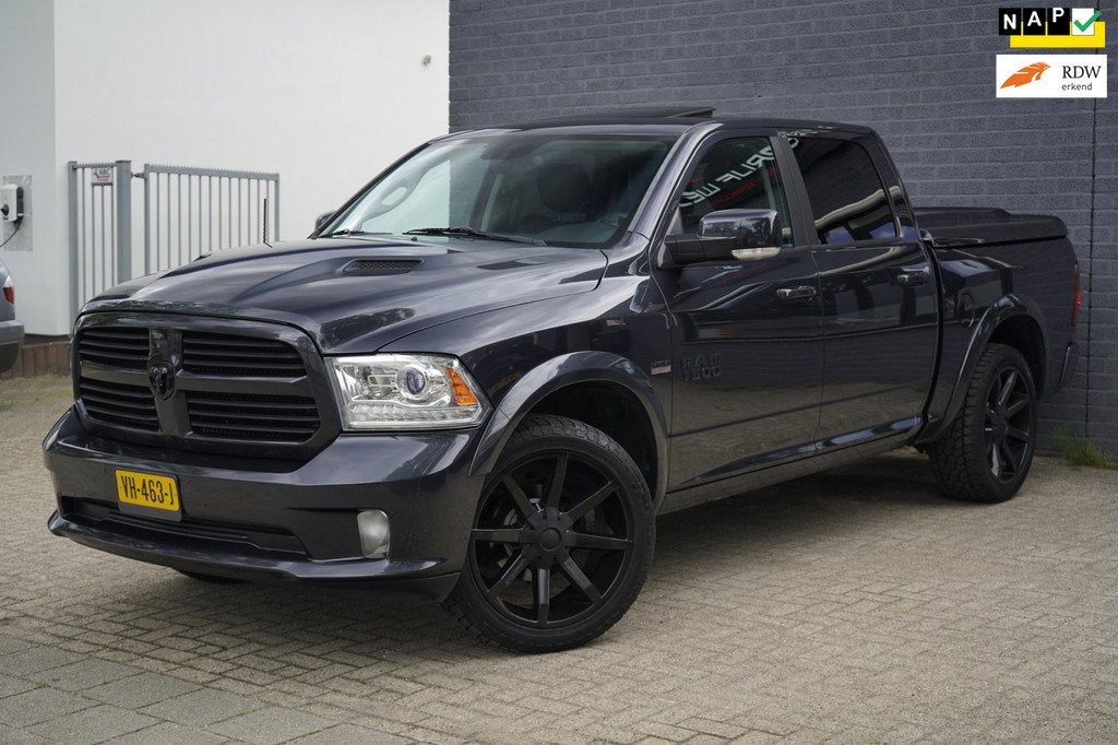 Dodge Ram 1500 5.7 V8 4x4 Crew Cab Hemi LPG G3, Trekhaak NAP, Auto's, Dodge, Automaat, Euro 5, 5654 cc, Bedrijf