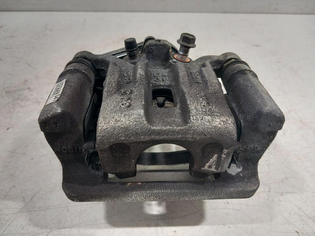 Remklauw links achter Hyundai Kona, Onderdelen@venauto.nl, Van der Ven Autorecycling B.V., Gebruikt, Ettenseweg 76, 4706 PB Roosendaal, The Netherlands