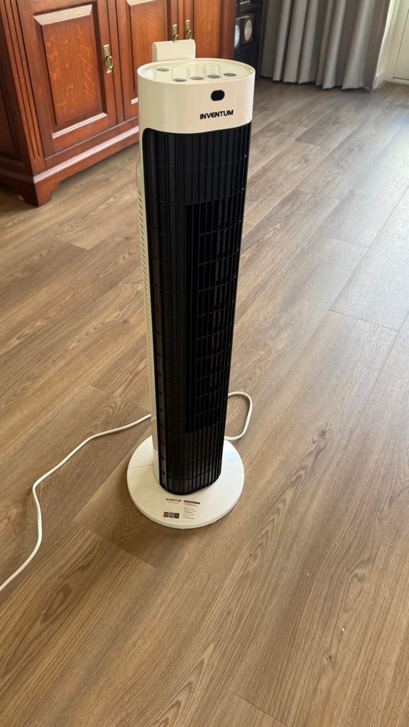 Inventum staande ventilator, Witgoed en Apparatuur, Ventilatoren, Ophalen, Zo goed als nieuw, Torenventilator
