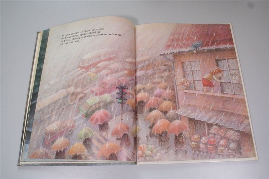 Aju paraplu! — Florino — Prentenboek [1991], Boeken, Ophalen of Verzenden, Gelezen