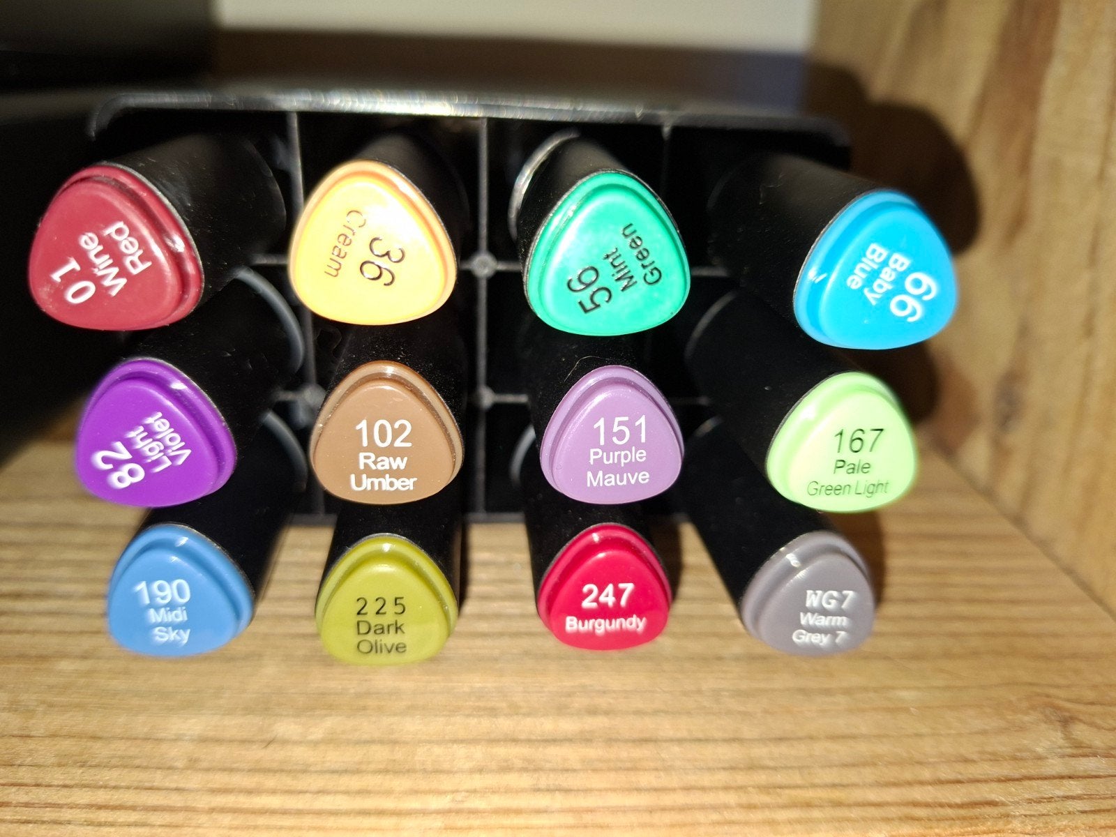Set van 12 Kleurstiften (Diverse Kleuren), Hobby en Vrije tijd, Tekenen, Ophalen of Verzenden, Nieuw, Potlood of Stift