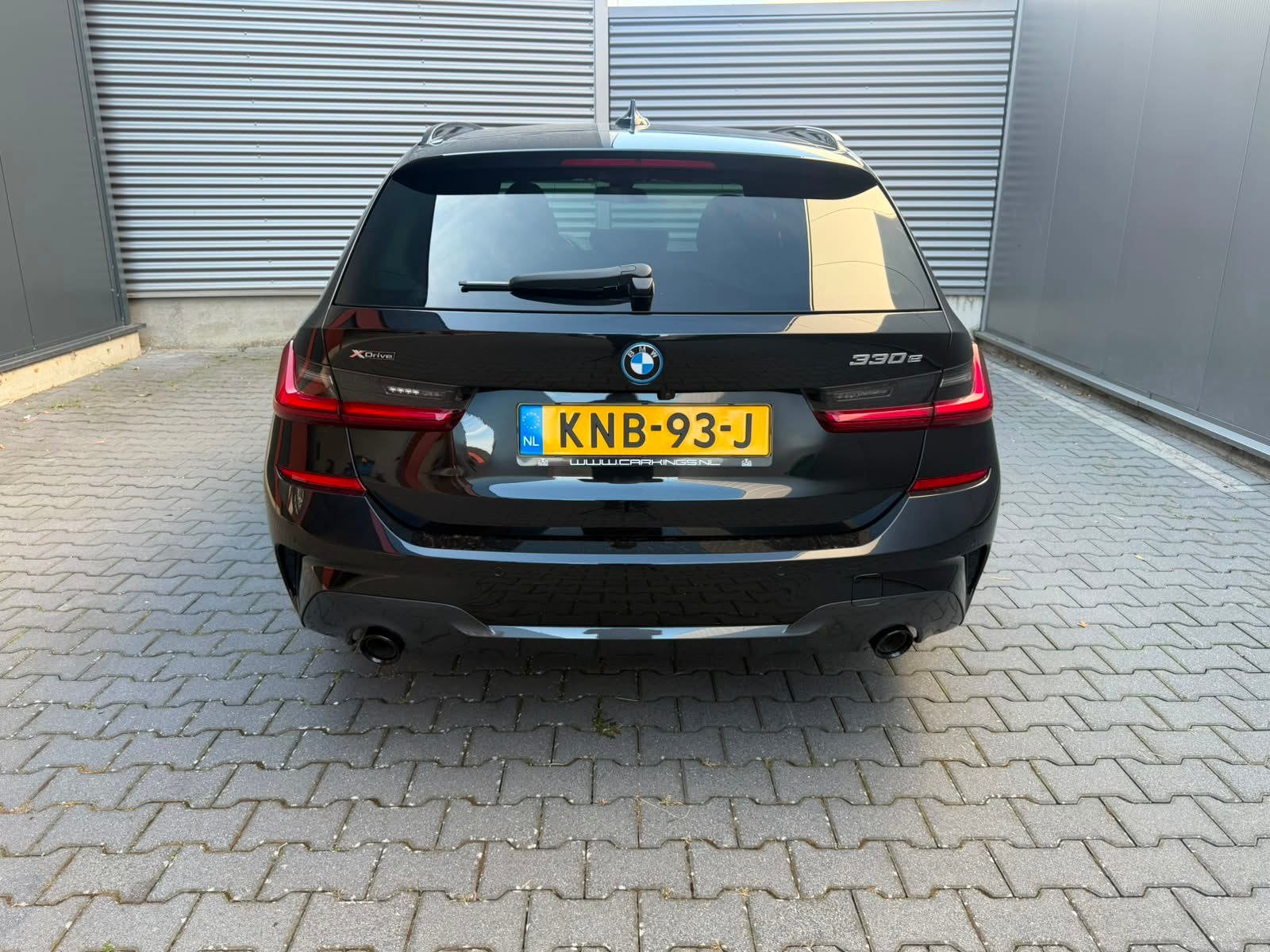 Foto 7 van BMW 3-serie Touring 330e xDrive High Executive LASER PANO 36
