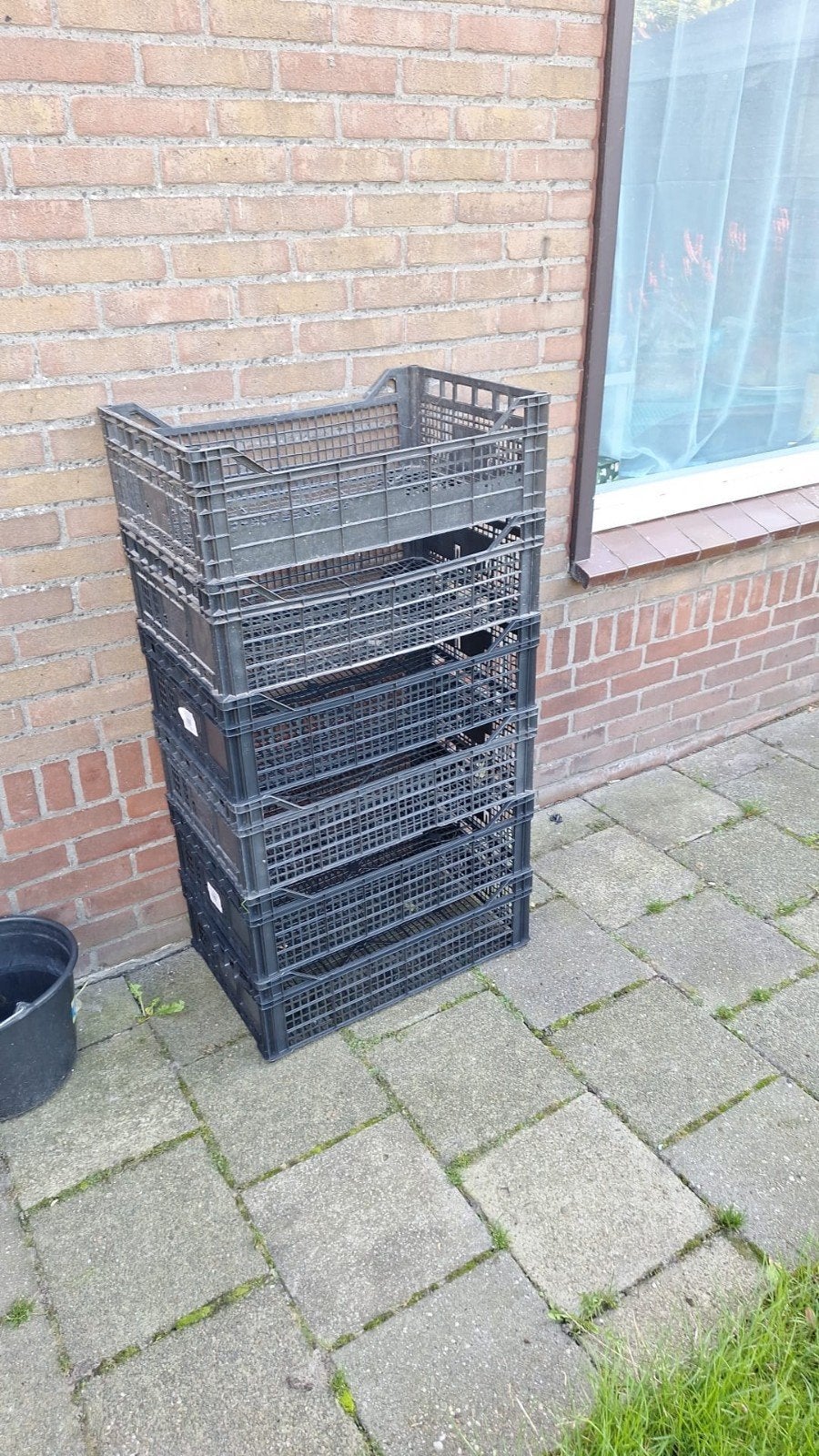 16 zwarte kratten in 2 formaten , stapelkratten, Doe-het-zelf en Verbouw, Ophalen, 40 tot 60 cm, 50 tot 75 cm, Minder dan 35 cm