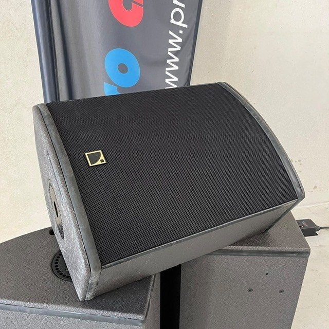 L-acoustics 12XT, Ophalen of Verzenden, Gebruikt, Audio