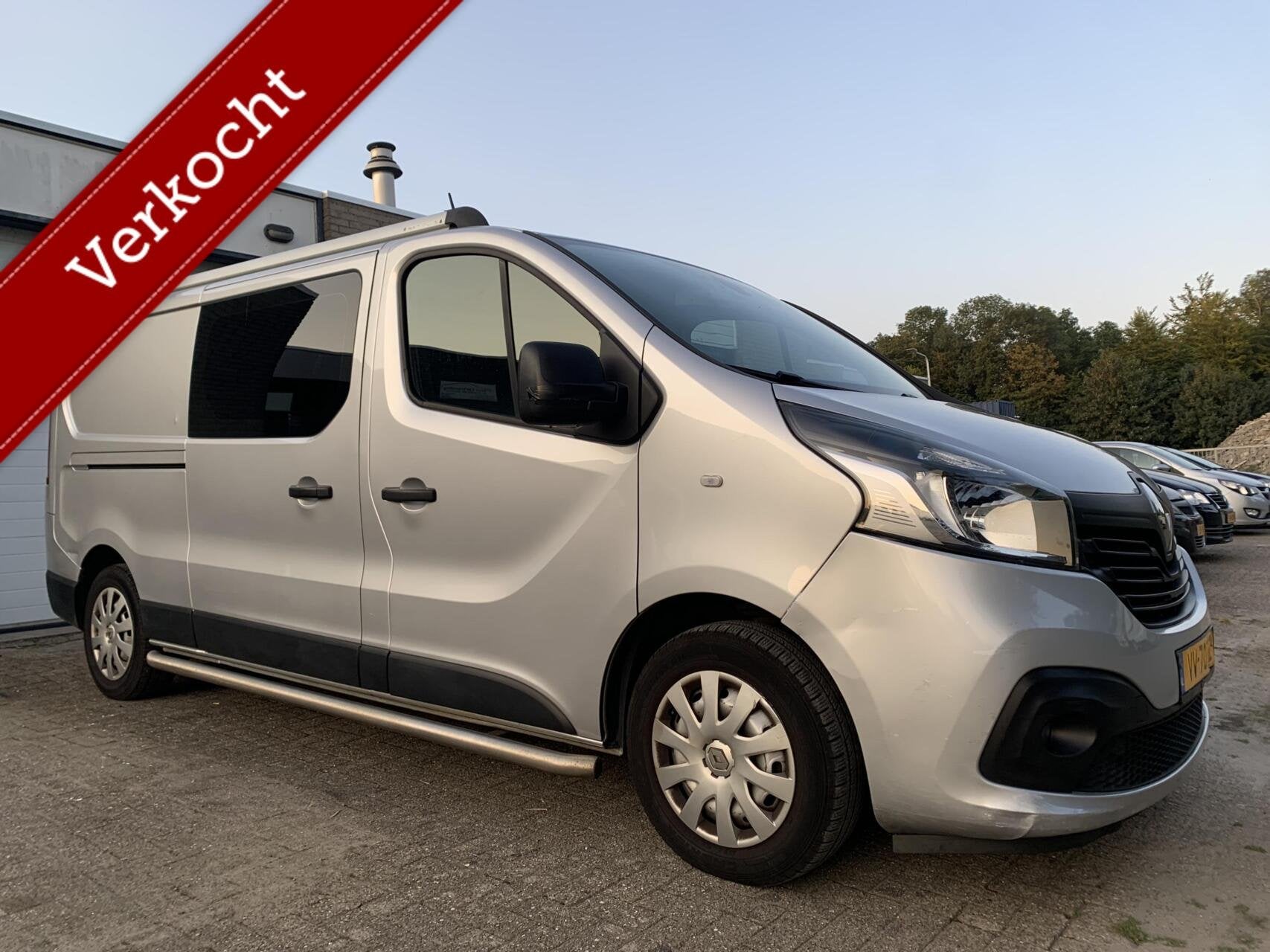 Renault Trafic bestel 1.6 dCi T29 L2H1 5P. NAP Dubbele Cabin, Auto's, Bestelauto's, Euro 5, Gebruikt, Zwart, 4 cilinders