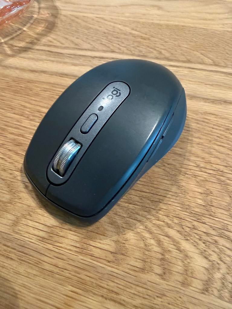 Logitech Muis MX Anywhere 3 - Draadloos, Computers en Software, Muizen, Ophalen, Rechtshandig, Muis, Ergonomisch