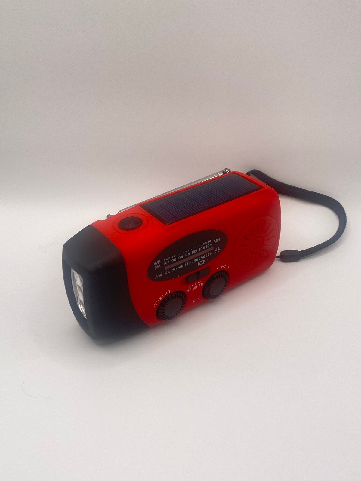 Nieuwe Solar Crank Radio met zaklamp en powerbank functie, Ophalen of Verzenden, Nieuw, Radio