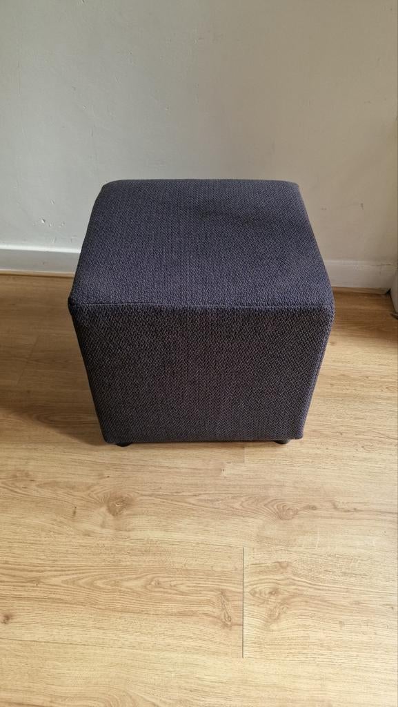 Hocker 46x46x46 - Zo goed als nieuw, Ophalen, Zo goed als nieuw, Rechthoekig