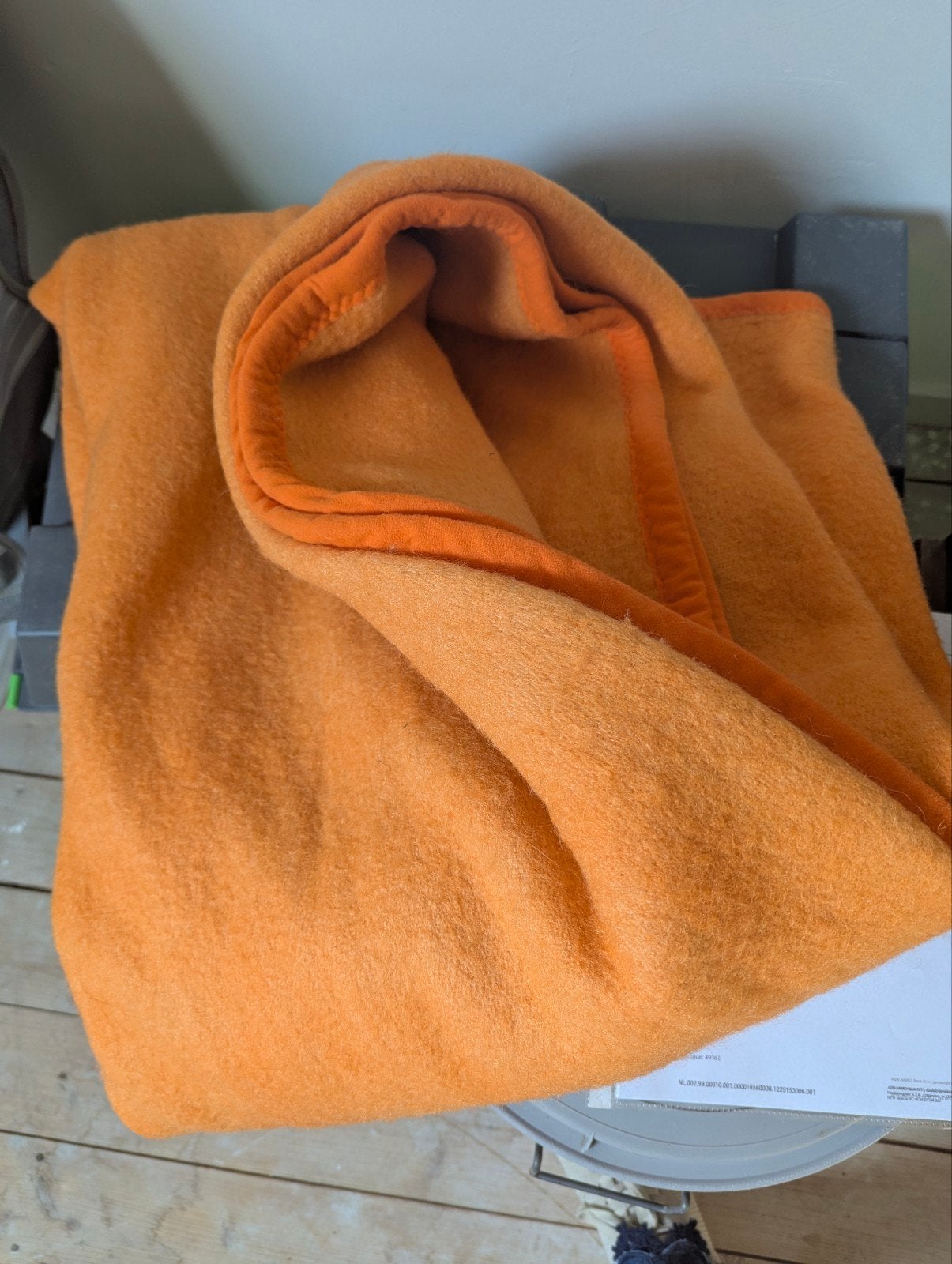 vintage wollen oranje deken, Ophalen