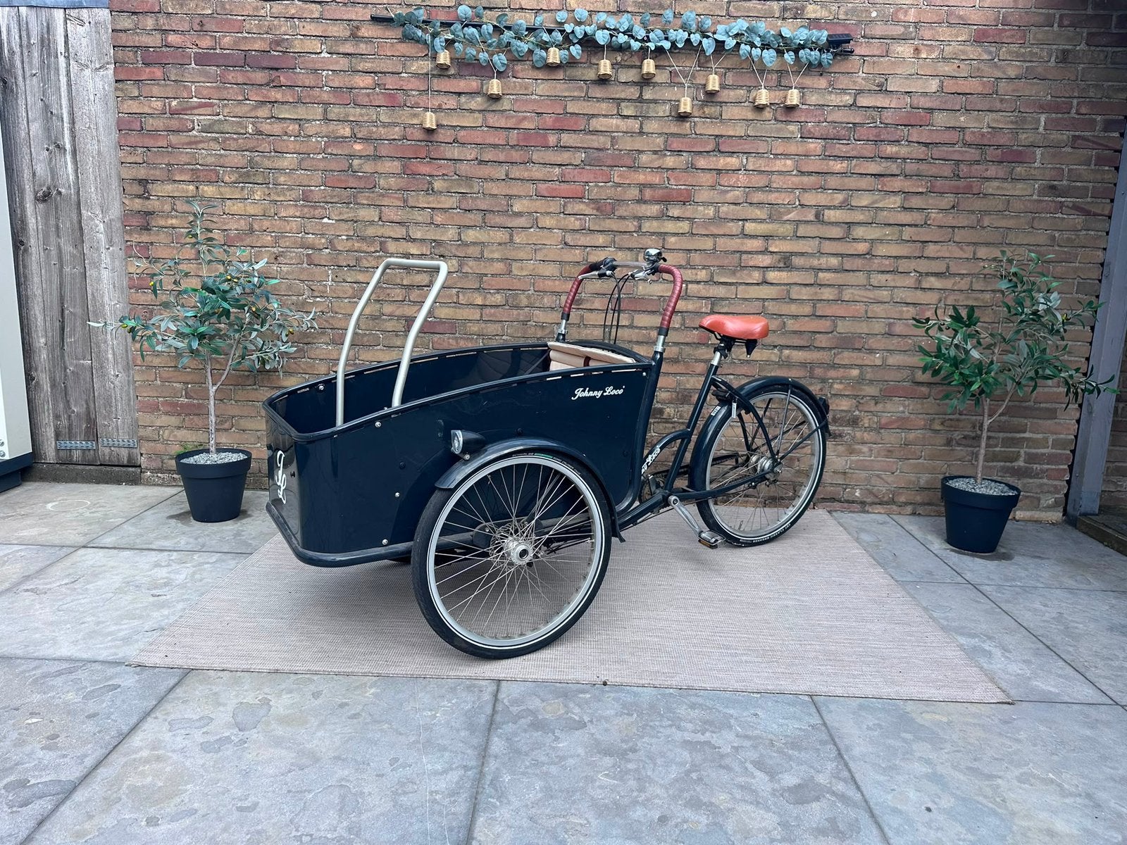 Nette Johnny loco bakfiets, Ophalen, Zo goed als nieuw, 2 kinderen, Johnny Loco