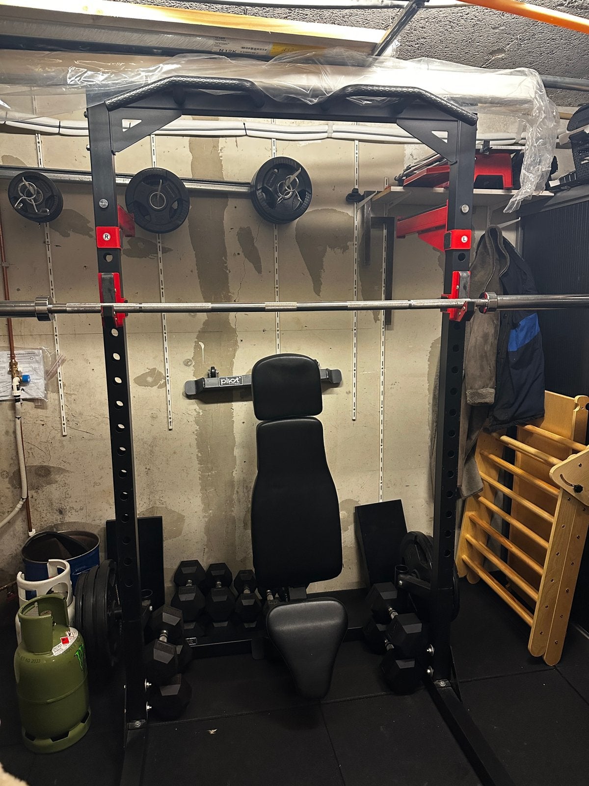 Power rack met gewichten en dumbells, Ophalen, Gebruikt, Fitnessbank