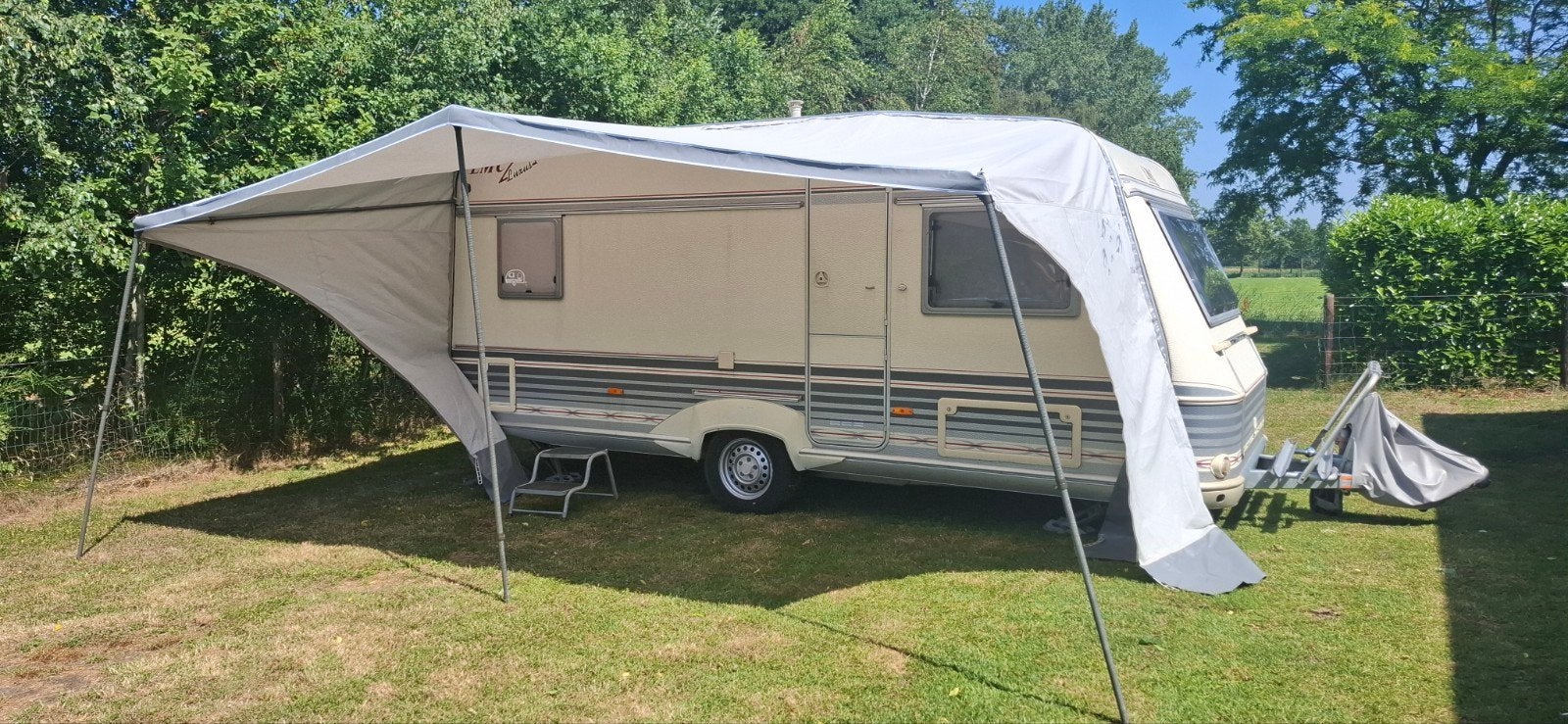 Mooie LMC Luxus 470!, Rondzit, Kachel, Frans bed, Particulier