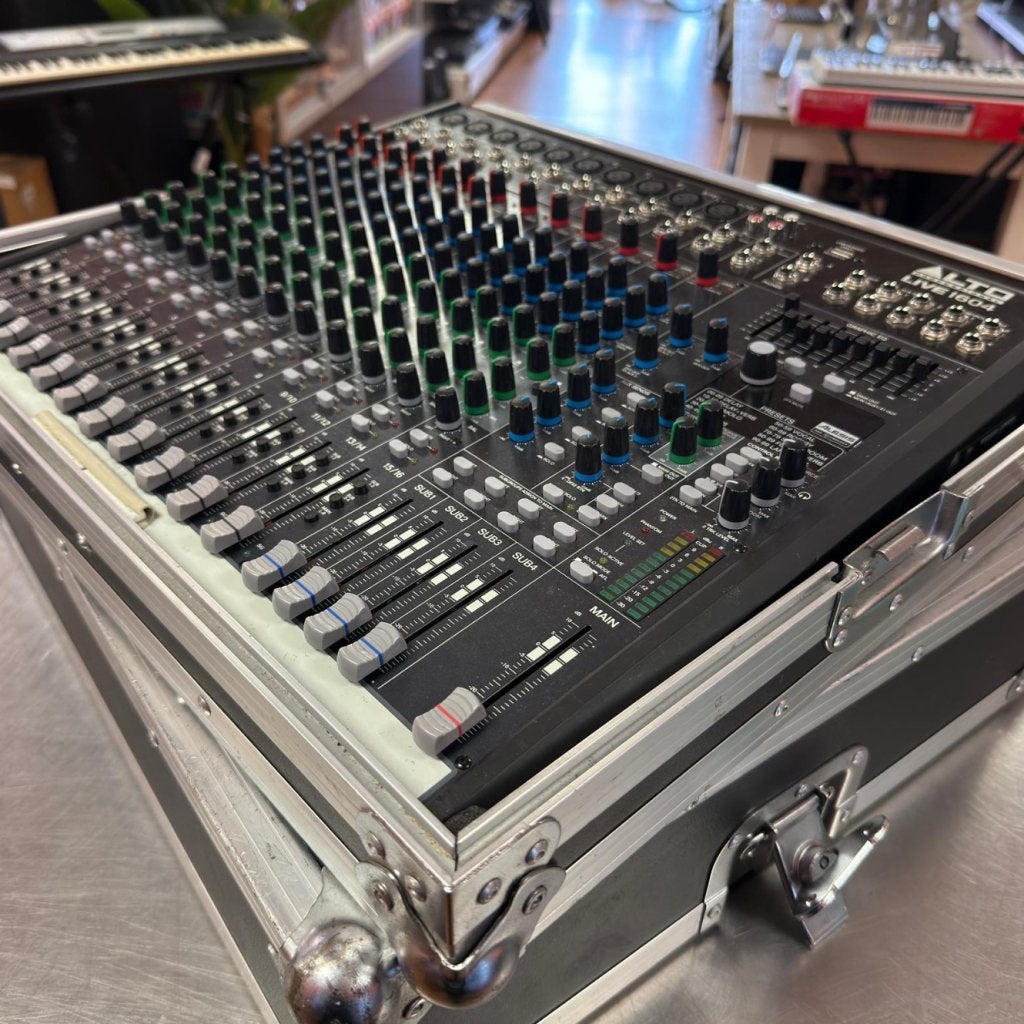 Alto Live 1604 Mengpaneel in flightcase, Muziek en Instrumenten, Dj-sets en Draaitafels, Flex Ltd., Zo goed als nieuw, https://flex.com/contact-us