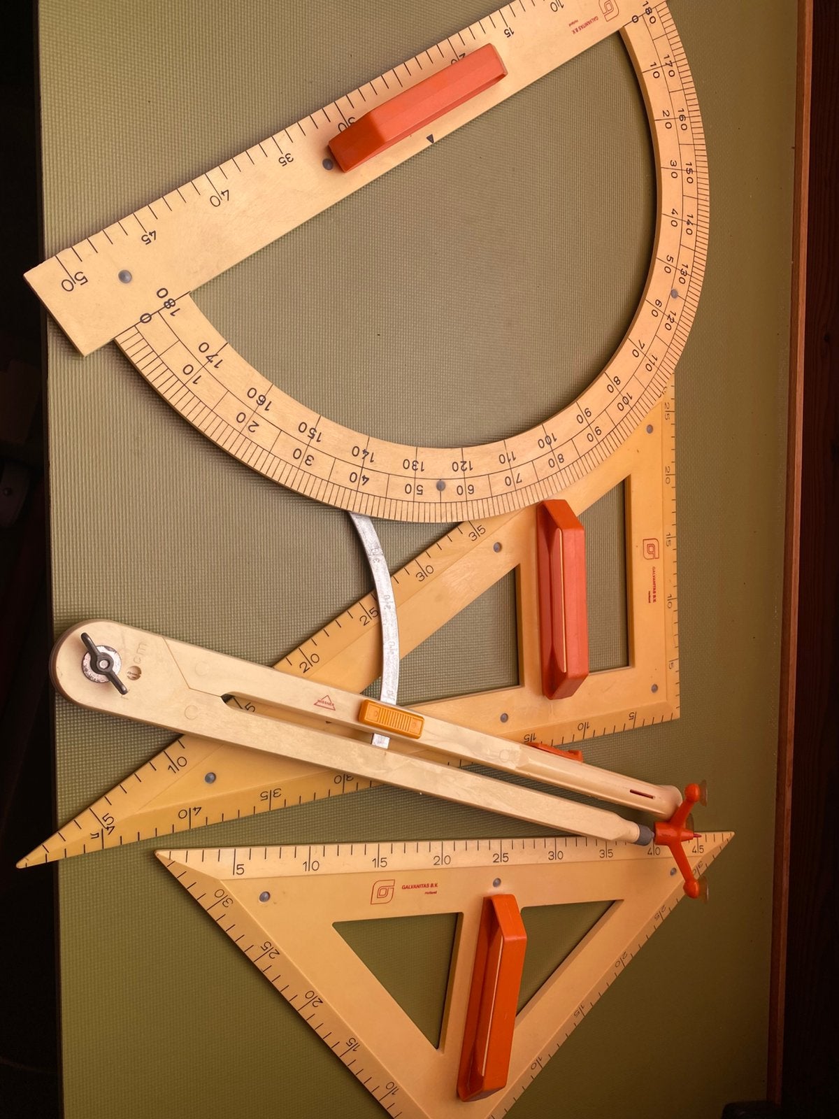 Vintage schrijfbord linealen, Ophalen, Gebruikt, Minder dan 130 cm