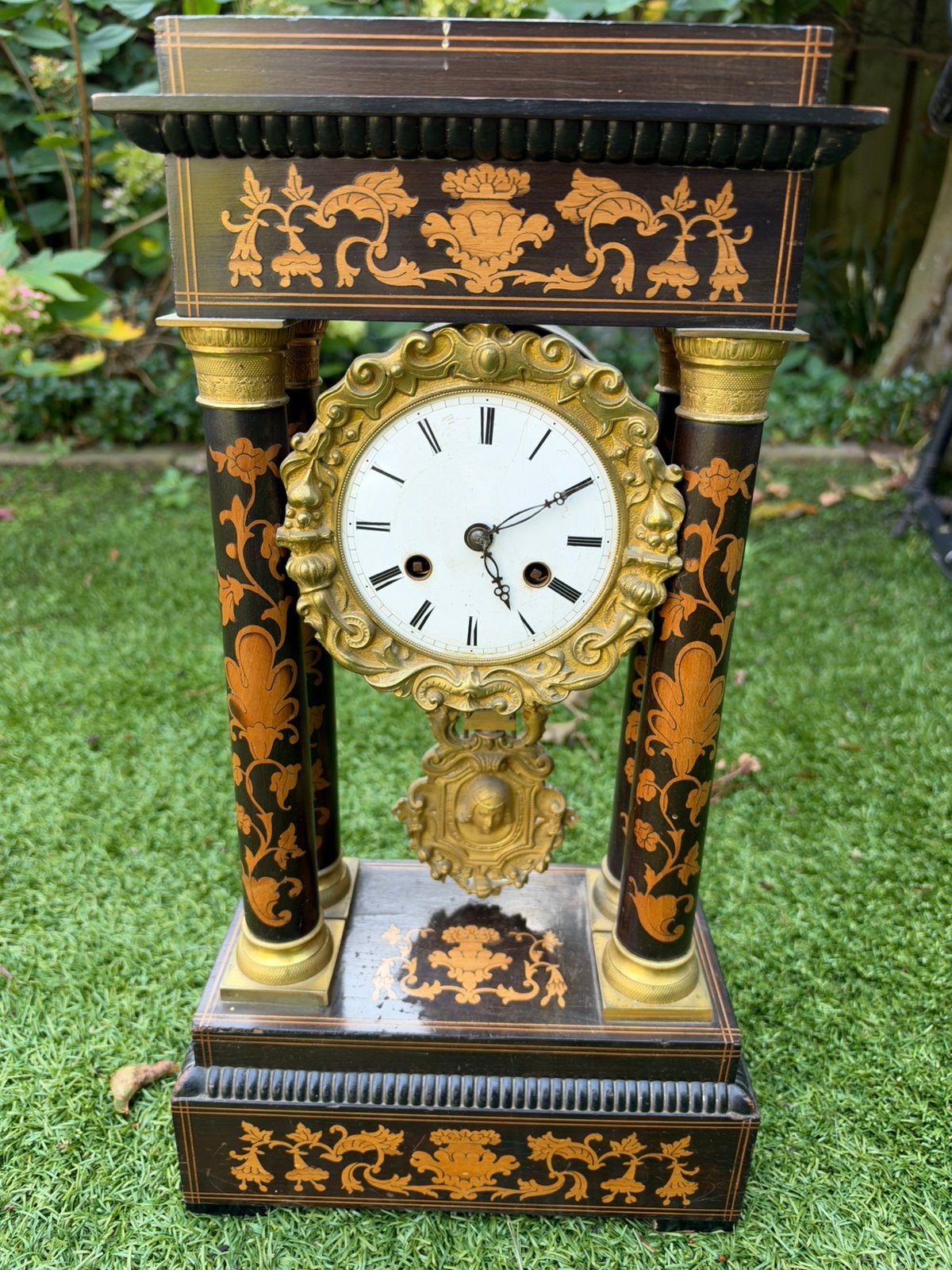 Franse Pendule, Ophalen