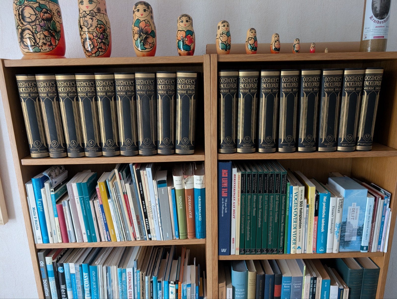OOSTHOEK,S ENCYCLOPEDIE. 4E DRUK 1947.  17 DELEN INCLUSIEF, Ophalen of Verzenden, Zo goed als nieuw