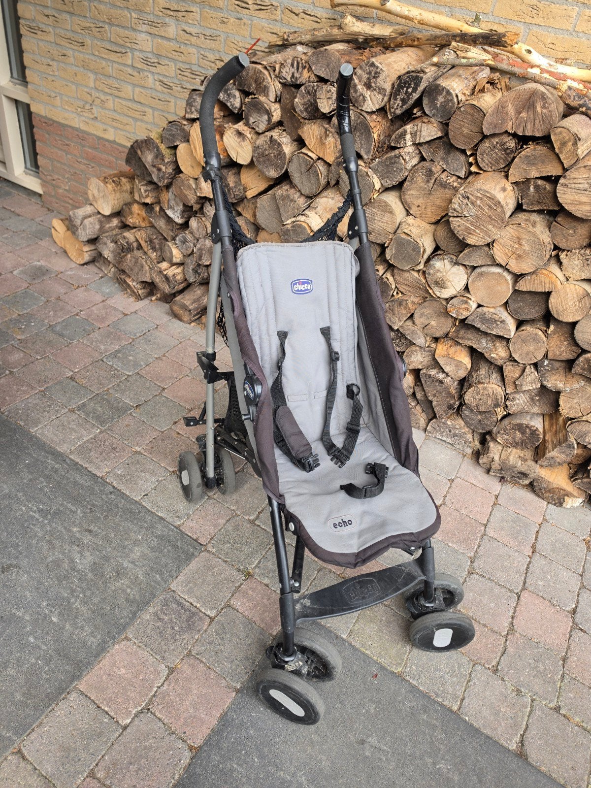 Handige gebruikte buggy - ideaal voor opa en oma, Ophalen