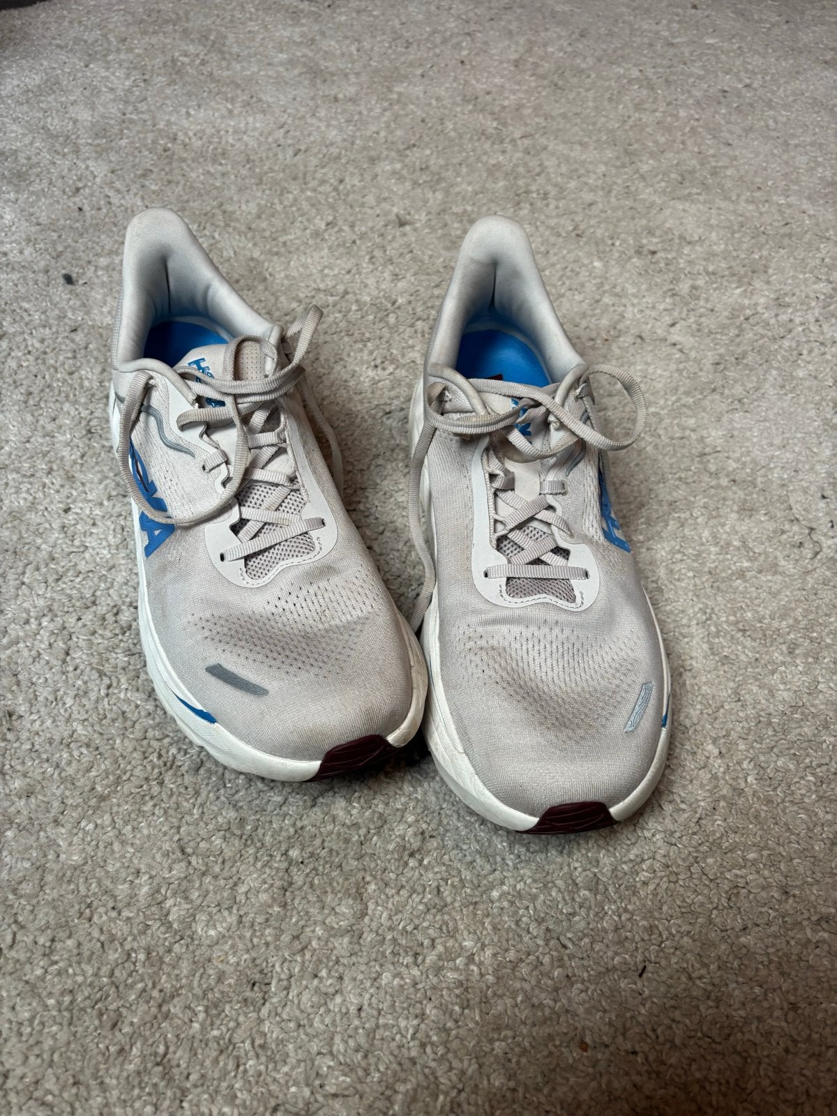 Hoka Arahi 9 hardloopschoenen - Maat 46 2/3, Overige merken, Hardloopschoenen, Ophalen of Verzenden, Zo goed als nieuw