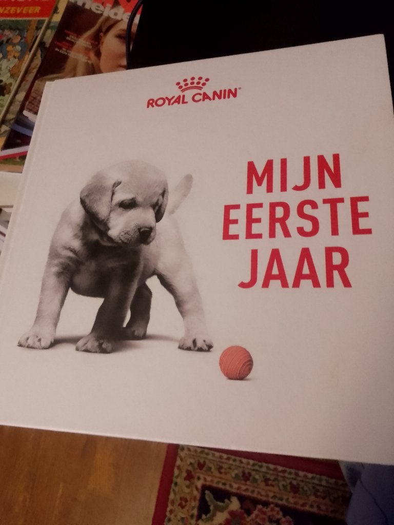 boek mijn eerste jaar   invulboek voor hond  /puppy, Ophalen of Verzenden, Honden
