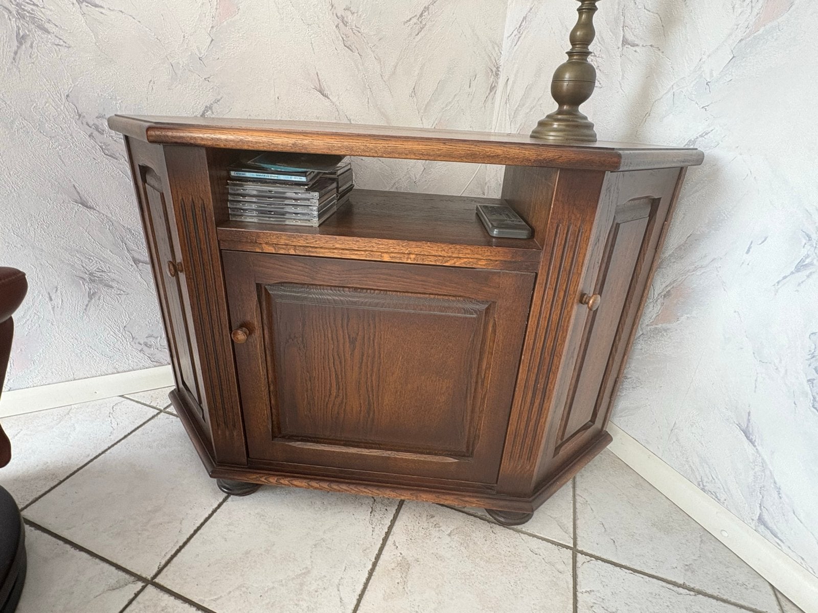 Gratis! Hoekkastje / TV meubel van eikenhout, Ophalen, Gebruikt, Eikenhout, 50 tot 100 cm